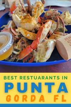 Image of blue crab piled high on a blue plate at Peace River Seafood, one of Punta Gorda Florida's best restaurants. Text reads Best Restaurants in Punta Gorda, FL. Punta Gorda Florida Things To Do In, Florida Honeymoon, Punta Gorda Florida, Florida Beaches Vacation, Florida Vacation Spots, Waterfront Dining, Florida Adventures, Florida Resorts, Florida Vacation