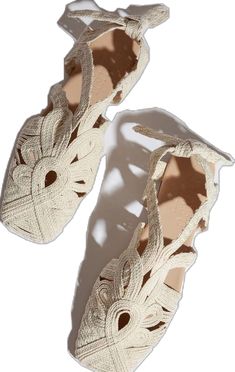 Summer Sandals 2022, Sandals 2022, Chic Flats, Chic Sandals, Womens Sandals Summer, Shoe Inspo, Shoe Closet, Summer Sandals, Beach Shoes