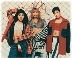 FASHION AND STYLE INFLUENCERS: A LOOK AT WOMEN'S HIP HOP FASHION THROUGH THE DECADES - Hip Hop Closet Hip Hop Fashion Women, Lady Leshurr, Salt N Pepa, Fashion Through The Decades, 80s Hip Hop, Urban Wear Women, Cher Horowitz, 90s Hip Hop Fashion