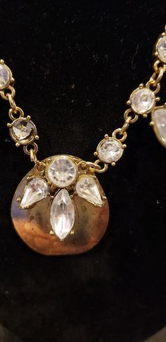 This is a lovely vintage 18 inch statement necklace made of gold tone and pear shaped and round crystals. A definite statement piece. Vintage Rhinestone Necklace, Gold Tone Necklace, Rhinestone Necklace, Vintage Rhinestone, Vintage Costume Jewelry, Vintage Costumes, Chicago Il, Clear Crystal, Beaded Necklaces