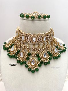 Premium quality elegant Kundan choker comes with Jhumki Earrings with attached saharey and Tikka/ Indian Jewelry/Premium Quality Polki and Kundan Jewelry/bridal necklace/Green All items are shipped from Brampton, Ontario, Canada. If you need your item by a certain day, please reach out to us for express delivery option before placing the order so that we can update the shipping for you. Standard shipping/delivery timeline Below are the delivery timeline estimates. We dispatch all orders by the n Luxury Green Cutdana Bridal Necklace, Luxury Meenakari Jewelry Sets For Diwali, Punjabi Bridal Jewellery Set, Green Kundan Jewellery Bridal, Kundan Bridal Jewellery, Bridal Necklace Indian, Desi Jewellery, Kundan Choker Set, Brampton Ontario