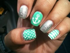 Nautical nail designs have been hot this year, follow two trends when you do it on Teal paint, this was definitely the color of the summer  ….  and its making a come back this winter as a frosty favorite Anchor Nails, Nautical Nails, Colorful Nails, Nails Polish, I Love Nails, Cute Nail Designs, Fancy Nails, Makati, Creative Nails