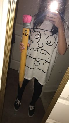 Doodlebob Costume, Cartoon Halloween Costumes, Clever Halloween, Spongebob Party, Clever Halloween Costumes, Spongebob Birthday, Couples Halloween Outfits, Holloween Costume