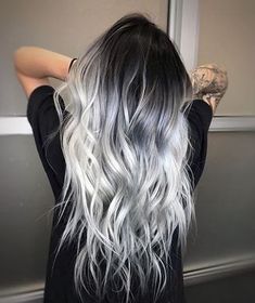 Cute New Hair Colors, Texturized Medium Length Hair, Platinum Hair Color Silver Grey, Grey And Dark Hair, Dark And Platinum Hair, White Bayalage Hair, Blonde Edgy Hair, Steel Hair Color, Silver Hair With Shadow Root