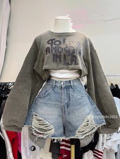 Dr Mundo, Cool Looks, Streetwear Lifestyle, Summer Outfits For Women, Cute Dress Outfits, Kawaii Fashion Outfits, Casual Day Outfits, Quick Outfits, Trendy Summer Outfits