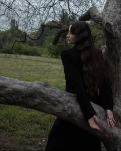 Forest Woman Photography, Forest Film Photography, Melancholy Photoshoot, Goth Photoshoot Ideas, Photoshoot In Forest, Photoshoot Forest, Forest Photoshoot, Nature Photoshoot, Forest Photos