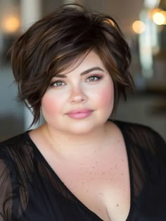 Short Hair For Plus Size Women, Short Haircuts For Plus Size Women, Plus Size Bob Haircut, Haircut For Plus Size Women, Pixie Cut For Round Face Plus Size, Short Hair For Round Face Plus Size, Plus Size Haircut Double Chin, Plus Size Short Hair, Haircuts For Plus Size Women