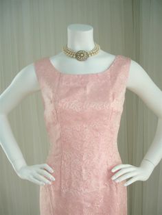 "Such a wonderful pink, not harsh, not pale, just right. Made sometime in the 60's out of a floral  brocade of pink and cream, metal back zipper, and fully lined. Beautiful. condition is wonderful, no stains, snags, or discoloring. Measurements: Bust 35\" Waist 27\" Hips 38\" Overall Length 40\"" Pink Mod Dress, 60s Fashion Women, Pink Brocade, Mod Dress, Wiggle Dress, Dress Clothes For Women, Overalls, Cocktail Dress, Dress Outfits