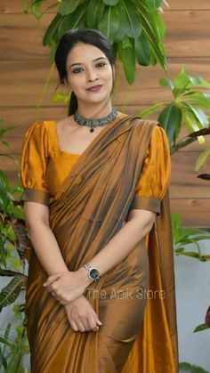 Model Blouse Designs, Cotton Blouse Design, Blouse Designs Catalogue, Cotton Saree Blouse Designs, Fashionable Saree, Traditional Blouse Designs, Model Blouse, New Saree Blouse Designs, Latest Model Blouse Designs