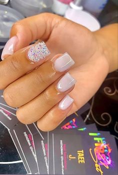 White Baddie Nails Short, Short Acrylic Nails With Pixie Crystals, Trendy Nails Classy Short, Cute Short Birthday Nails Acrylic, White Powder Acrylic Nails With Design, Banker Nails, Baddie Short Acrylic Nails Square White, Acrylic Nail Designs Short Square Christmas, Short Natural Hair Braid Styles No Weave