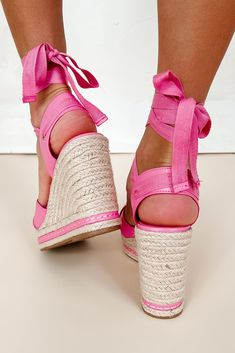 Color: Pink Style: Ankle Wrap Platform Wedges Ankle Wrap Tie Cross-Over Toe Strap Jute Wrapped Wedge Heel Platform Sole - With Contrast Stripe 4.5" Wedge Heel Not Wide Foot Approved Runs True To Size Launched: 3/7/24 Preppy Wedges, Pink Wedge Heels, Colorful Wedges, Rush Outfits, Tie Up Sandals, Pink Wedges, Lantern Sleeve Sweater, Wedges Heels, Fun Heels