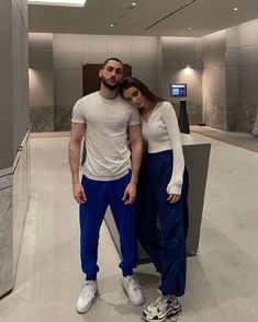 Matchy Outfit Couple, Matchy Outfit, Outfit Couple, Twins Fashion, Matching Couple Outfits, Cute Couples Photos, Cute Couple Selfies, Classy Casual Outfits