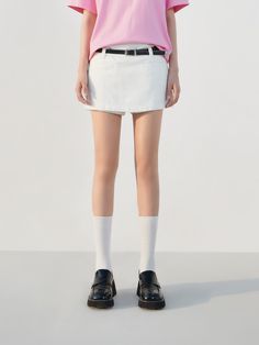 Side Zip White Denim Mini Shorts with Belt 2025 Spring, Shorts With Belt, Denim Skort, Mansion Interior, Low Low, Mesh Bag, Denim Mini, White Denim, Welt Pocket