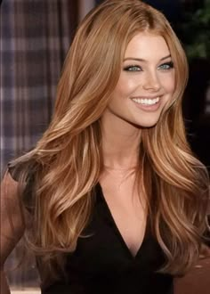 Hairstyles For Red Carpet, Reddish Blonde Hair, Swept Hairstyles, Light Auburn Hair Color, Light Auburn Hair, Ariel Hair, Cowboy Copper, Copper Blonde Hair, Dreamy Hair