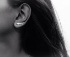 "Simple. Chic. Minimalist™ A perfectly dainty Sterling silver feather / leaf Ear cuff It only require one standard ear piercing. Easy to put & comfortable to wear - stay in place securely. So feminine, simple and stunning. 〰 Also available with 14K Gold plated Approximately Length- 18mm (0.7\" ) My shop: https://www.etsy.com/shop/miniLALI?ref=hdr_shop_menu These earrings will be Packaged perfectly in a gift box ready for giving (or keeping! after all you deserve it. If you need more than tha Ear Cuff Silver, Leaf Ear Cuffs, Feather Ear Cuff, Climbing Earrings, Silver Ear Climbers, Earrings Minimal, Ear Climber, Minimal Earrings, Silver Ear Cuff