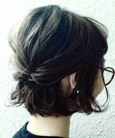 Tying Back Short Hair, Short Hair Tied Back, How To Tie Up Short Hair, Short Hair Tied Up, How To Tie Short Hair, Bob Length, Haircut Style, Textured Bob, Asymmetrical Hairstyles