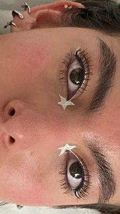 Star Gem Eye Makeup, Found Heaven Makeup Conan Gray, Simple Graphic Makeup, Inner Corner Star Eyeliner, White Star Eyeliner, Mitski Makeup, Star Inner Corner Makeup, White Inner Corner Eye Makeup, Star Inner Corner