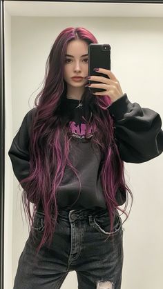 Lavender Ends Hair, Lavender Hair With Dark Roots, Cheshire Cat Hair Color, Purple Hair Layers, Dark Colored Hair Ideas, Purple Hair With Black Underneath, Dark Pink Hair On Brown Hair, Pink Babylights On Dark Hair, Pink And Purple Highlights On Black Hair