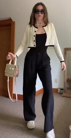 Cute Attorney Outfits, Cute Business Suits For Women, Egg Clothes, Chique Outfits, Uni Outfits, Work Fits, Elegante Casual, Classy Work Outfits, Looks Street Style