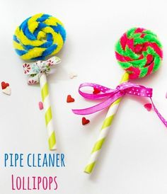 two lollipops are sitting next to each other on a white background with the words pipe cleaner lollipops