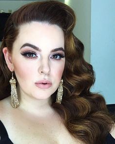 ✨#mood: Literally too glam to give a damn ✨ MUA @makeupbyjmonroy  Hair @hisvintagetouch Tess Holiday, Tess Holliday, Plus Model, Hair Skin Nails, Bridesmaid Makeup, Big Hair, Classic Beauty, Hair Skin, Bridesmaid Hair