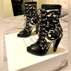 Color Black And White Shoes New Authentic Size 7 Black And White Round Toe Heels, Luxury Black Boots For Spring, Chic Black High-top Heels, Fuschia Heels, Doc Martins Boots, Balmain Shoes, Sperry Boots, Jimmy Choo Gold, Leopard Print Flats