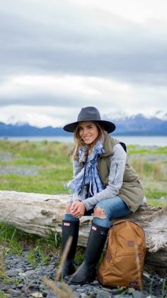 Elevate your outdoor experience with these stylish and functional adventure outfits. From rugged-chic ensembles to nature-inspired looks, embrace the essence of adventure in every step. #AdventureOutfit #OutdoorStyle #ExploreInAesthetic Patagonia Fleece Vest, Shirt Scarf, Hunter Outfit, Summer Hiking Outfit, Patagonia Fleece, Gal Meets Glam, Camping Outfits