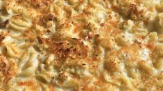 a close up view of macaroni and cheese