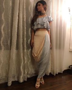 Mouni Roy looks ravishing Crop Top With Dhoti, Indo Western Dress Party Wear, Dhoti Saree, Gray Crop Top, Designer Sari, Mouni Roy, Dhoti Pants, Indian Gowns Dresses