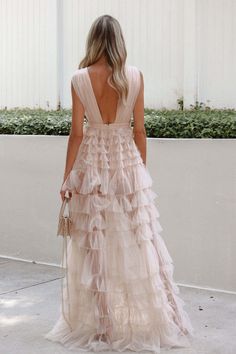 Details: V neckline Tiered skirt Tulle mesh Maxi dress Size Chart: Size Length Bust inch cm inch cm S 48.4 123 33 84 M 49.2 125 34.6 88 L 50.8 129 36.2 92 XL 51.2 130 37.8 96 2XL 51.7 131 39.4 100 Layered Tull Dress, Tulle Dresses Bridesmaid, Champagne Tulle Bridesmaid Dresses, Cream Tulle Dress, Floral Tiered Dress, Neutral Prom Dress, Champagne Tulle Dress, Blush Formal Dress, Blush Tulle Dress