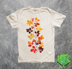 (all designs are printed on Comfort Colors premium T-shirts) This beautiful one of a kind Vintage Fall Leaves shirt is a Frog Cult original design. Handcrafted with love, printed with non-toxic water based ink, on premium 100% cotton washed tees that will make you happy. So comfy and aesthetic, your friends and fam will probably all be jealous. This shirt also makes the perfect gift! THE SPECS - High quality comfort colors T shirt - Comfortable unisex relaxed fit - 100% ringspun cotton - softwas Cottagecore Tshirt, Leaves Shirt, Floral Tee, Nature Tree, Vintage Fall, Fairy Core, Beautiful One, Fall Leaves, Tshirt Colors