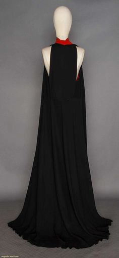 VIONNET COUTURE EVENING GOWN & CAPE, 1937. Silk crepe color block, orange F & black B, sleeveless w/ deep armholes, funnel neck, voluminous A shape may be worn several ways, labeled "Madeleinne Vionnet", on label back "20724" & "51". Belonged to Agnes Ernst Graham, mother of Katharine Graham (Washington Post publisher). Back dress Katharine Graham, Vionnet 1930s, Madeline Vionnet 1920s, Vionnet Dress, 1930s Black Dress, Gown Cape, Lanvin 1920s