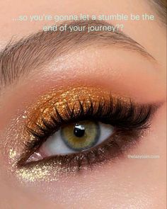 Huetopian Dream, Mine Makeup, The Tarot Cards, Vampire Bride, Cute Eye Makeup, Eye Makeup Pictures, Colorful Eye Makeup