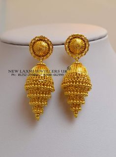 Trendy Gold Jumkas, Png Jewellery Designs, Jhumki Designs Gold Antiques, Jhumki Earrings Gold Indian Weddings, Gold Jhumki Indian Jewelry, Jumka Design Gold, Jumki Gold, Gold Jhumka Earrings Bridal, Jhumki Designs Gold