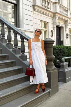 The Easy Trend Sofia Richie Wore to Every Fashion Week Event | Who What Wear UK Summer Dress Trends, Fashion Week Outfit, Fall Trend, European Summer Outfits