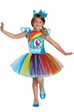 Rainbow Dash Costume, Toddler Costumes Girl, My Little Pony Rainbow Dash, My Little Pony Costume, My Little Pony Party, Fancy Dress Up, My Lil Pony, Pony Party, Girl Rainbow