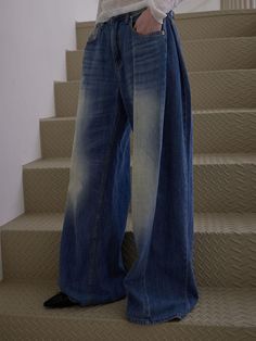 This is a modern and casual denim pants by HAINT that is made out of high quality and sturdy fabric. With refined design detail and trendy mood, you can style it for your clean and minimal daily outfit.- Unique side pin tuck detail- Long and trendy silhouette- After brush washing process for natural look- Leather label detail Long Denim Pants, Unique Pants, Clean And Minimal, Outfits Unique, Casual Denim Pants, Inside Design, Wash Brush, Leather Label, Pin Tucks