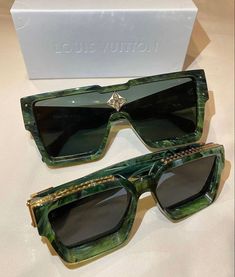 Pretty Sunglasses, Mens Eye Glasses, Create Board, Glasses Style, Louis Vuitton Sunglasses, Swag Girl Style, Clothing Haul, Fashion Eye Glasses, Stylish Glasses