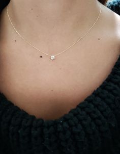 This is a beautiful diamond design pendant. It is set in real solid 14Kt Gold and the chain is 14Kt Gold as well. You can choose if you want 14Kt White Gold, 14Kt Yellow Gold or 14Kt Rose Gold. The chain is attached to the diamond and sits comfortably on you when you wear it. This is the perfect gift for mom, wife, fiancee, girlfriend, valentine, daughter, family or friend. It is a special gift for mother's day, valentine's day, wedding, anniversary, birthday, Christmas, Easter, New Year's and a Diamond Necklace Gift, Floating Diamond Necklace, Neck Pieces Jewelry, Fake Diamond, Solitaire Necklace, Diamond Solitaire Necklace, Solitaire Necklaces, Gold Diamond Necklace, Necklace Diamond