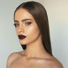 N.I.C.O.L.E | @GXLDEN22 Dark Lipstick Makeup, Dark Lip, Maquillage On Fleek, Make Up Inspiration, Black Lipstick, Beauty Make-up, Winter Makeup, Dark Lips