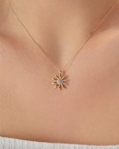 Material: Gold Carat: 14K (585) Solid Gold   Daisy 14k Solid Gold Necklace, Flower Necklace, Gift for Her, Dainty Daisy Necklace, Minimalist Daisy Necklace Ring Details 14K Solid Gold Plated is not gold it is real solid gold Gold Color Options; Yellow Gold, White gold, Rose Gold, - All products are made to order in Turkey. - This product is sleek and stylish. It is produced carefully to make you and your loved ones happy. Prepared with love and experience. - All jewelry comes in beautiful packag Necklace Rose Gold, Dainty Gold Pendant, Casual Jewelry Gold, Cute Gold Pendants, Dainty Gold Necklace Pendant, Jewellery Dainty, Pendant For Chain Gold, Flower Gold Pendant, Jewelry Accessories Necklaces Gold