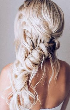 Long Hair Side Braid, Braid Hairstyles Wedding, Braid For Long Hair, Hair Side Braid, Side Braid Wedding, Side Braids For Long Hair, Boho Wedding Hairstyles, Hairstyles Party