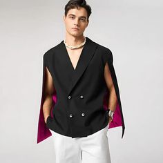 Poncho homme noir Suit With Cape Mens, Sleeveless Coat Outfit, Outfit Soiree, Rose Interior, Mens Cape, Modern Tuxedo, Cape Blazer, Smart Jackets, Half Jacket