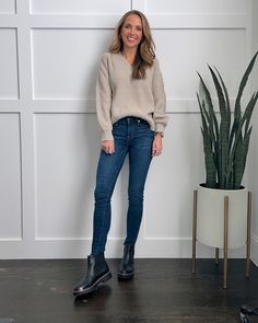 50+ Black Chelsea Boot Outfits to Copy - Merrick's Art Outfit Ideas Dressy Casual, Dressy Casual Outfits Fall, Outfit Ideas Dressy, Boot Outfits, Thanksgiving Outfit Ideas, Cute Thanksgiving Outfits, Cute Looks, Fall Trends Outfits