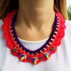 Beautiful Crochet Necklace With Crystal Details. Crochet Beaded Necklace, Couture Necklace, Flower Statement Necklace, Wooden Bead Necklaces, Arrowhead Necklace, Rhinestone Choker Necklace, Beaded Pendant Necklace, Glass Pendant Necklace, Purple Crystals