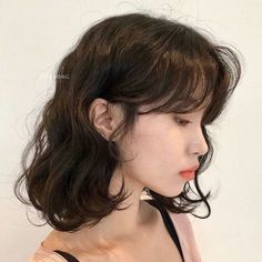 Model Rambut Ikal Short Wavy Haircuts, Korean Short Hair, Wavy Haircuts, Asian Short Hair, Haircuts For Wavy Hair, Shot Hair Styles, Short Wavy Hair, Haircuts For Medium Hair