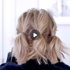 15K likes, 215 comments - milabu.co on April 16, 2018: "Hairstyle of the day: SUPER EASY boho updo for short to medium hair. 
Music: “summer vibes - Tomas Skyldeberg” 
#milabu #milabuhairstyles #braids #braidstyles #braided #braiding #braidedhairstyles #hairstyles #hairstyleoftheday #hairvideos #hairtutorial #hairdo #updo #updos #shorthairstyles #shorthair". Hair Up With Pieces Out, Beachy Shoulder Length Hair, Fun Medium Hairstyles, Fast Updos For Short Hair, Updo On Medium Length Hair, Braided Hair Updo Easy, Hair Hacks For Medium Length Hair, Fast Easy Updos For Medium Hair, Hairstyles Medium Fine Hair