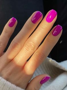 Toe Nail Colors For Summer, Unique Nail Colors, Nails Art Tutorial, Manicure Colors, Easy Nails, Cute Nail, Nails 2023, Minimalist Nails