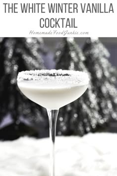 the white winter vanilla cocktail is garnished with sugar