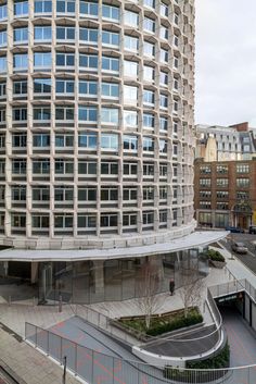 Squire and Partners unveils renovation of brutalist offices in London